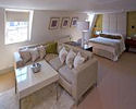 Bath Accommodation -  Queensbury