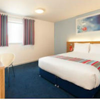 Old Trafford Hotels - Travelodge Salford Quays